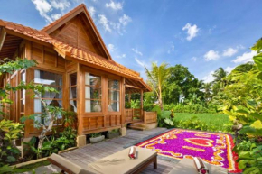 Prameswara 1 BR Wooden Private Pool Villa ZN178